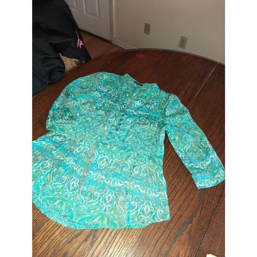 Small Ava & Grace V-Neck 3/4 Sleeve Multi-Color Floral Paisley Shirt Top Blouse